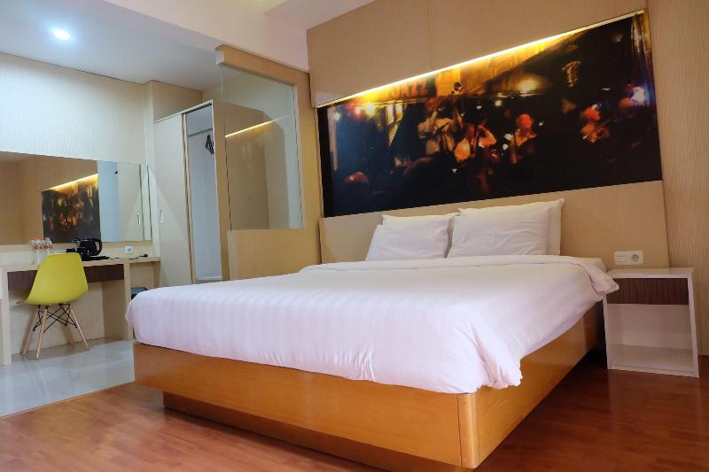 Votel Kartika Abadi Hotel Madiun - Oda