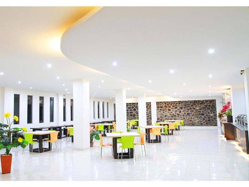Emerald Hotel - Restoran