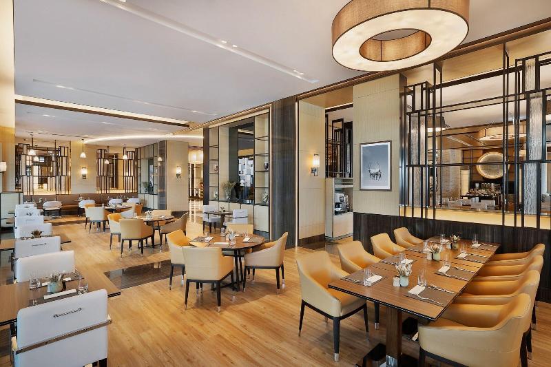 Marriott Resort Palm Jumeirah Dubai - Restoran