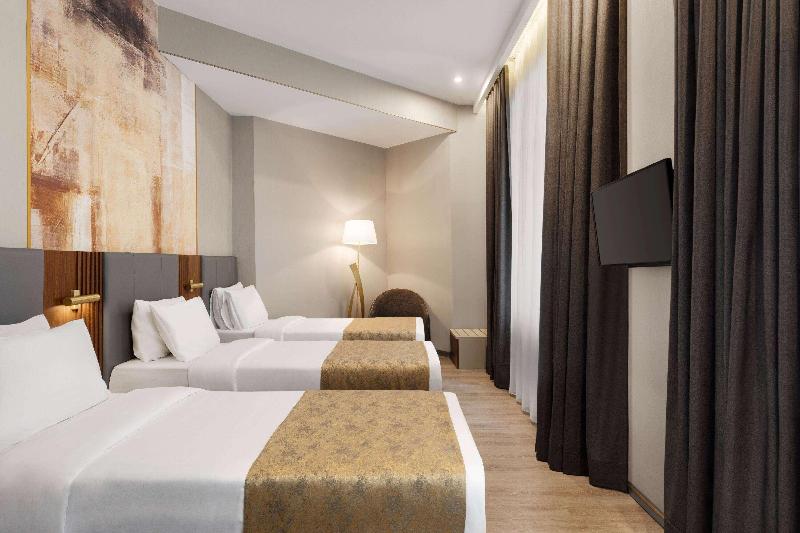 Tbilisi Chambers Trademark Collection By Wyndham - Oda
