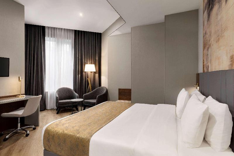 Tbilisi Chambers Trademark Collection By Wyndham - Oda