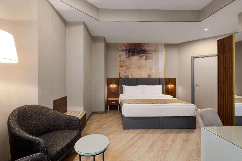Tbilisi Chambers Trademark Collection By Wyndham - Oda