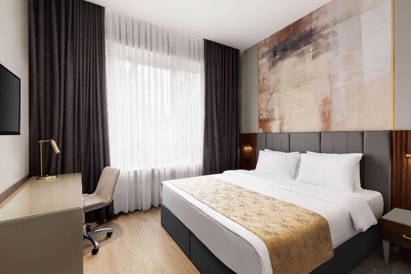 Tbilisi Chambers Trademark Collection By Wyndham - Oda
