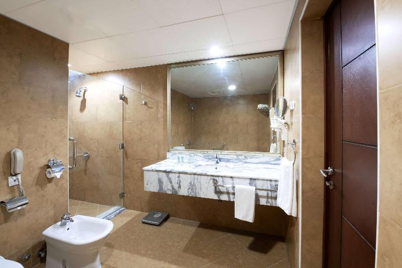 Ramada By Wyndham Doha Old Town - Oda