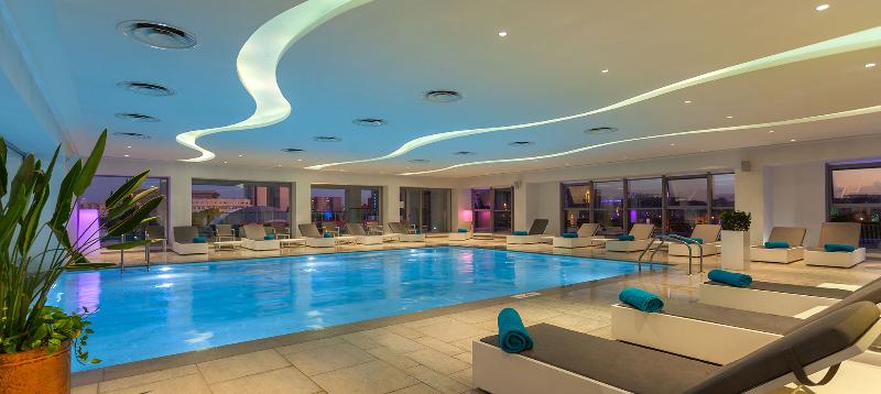 RADISSON BLU HOTEL & CONVENTION CENTER - Havuz