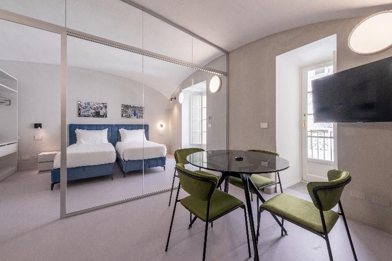 Oriana Homèl Torino - Oda