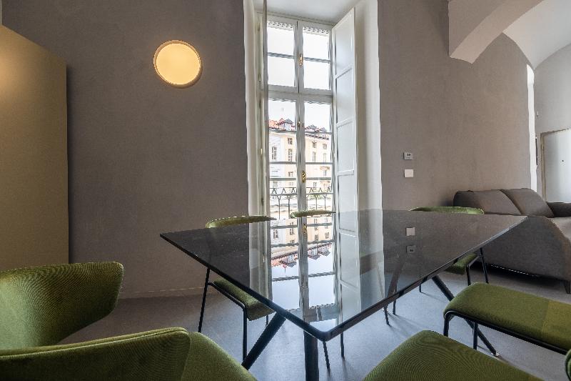 Oriana Homèl Torino - Oda