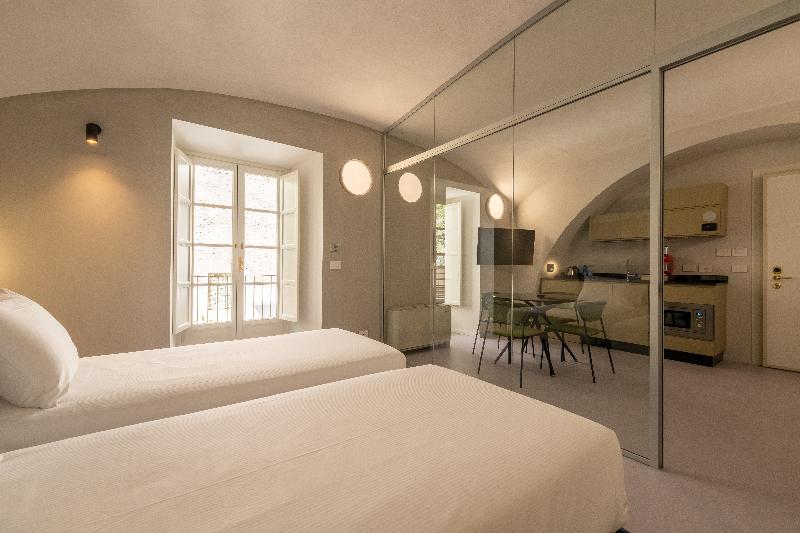 Oriana Homèl Torino - Oda