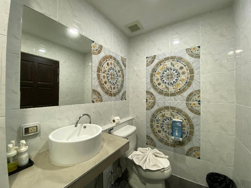 77 Patong Hotel & Spa - Oda