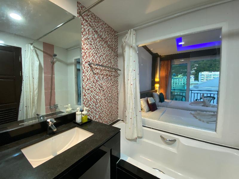 77 Patong Hotel & Spa - Oda