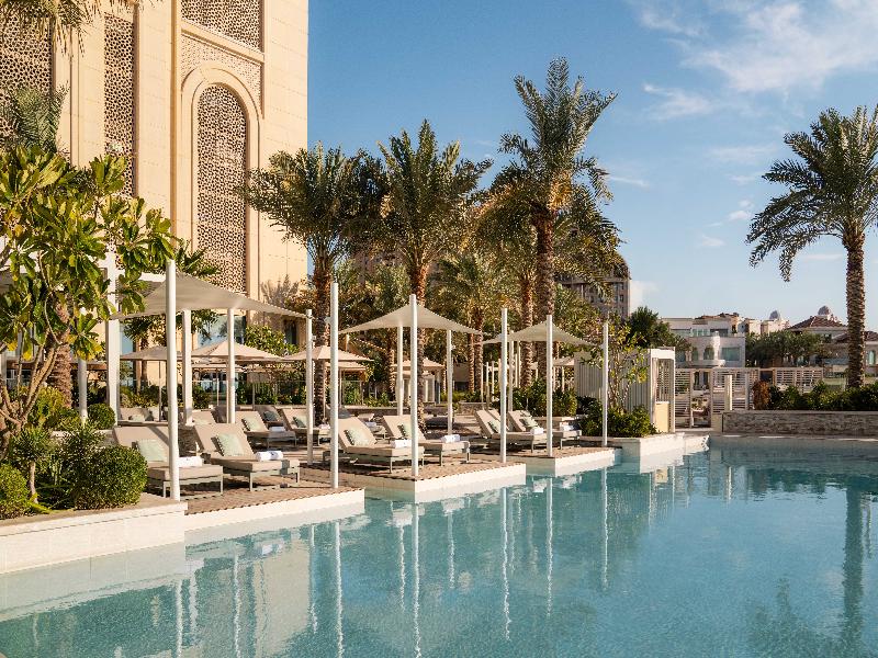 Four Seasons Resort and Residences The Pearl - Havuz