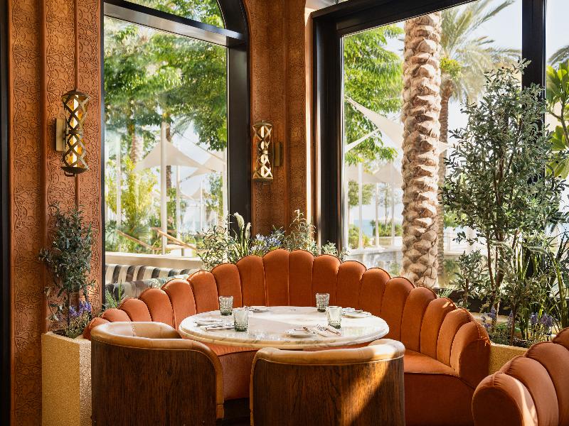 Four Seasons Resort and Residences The Pearl - Restoran