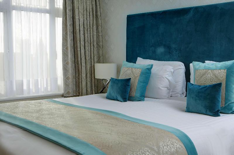 Best Western Plus Burlington Hotel - Genel