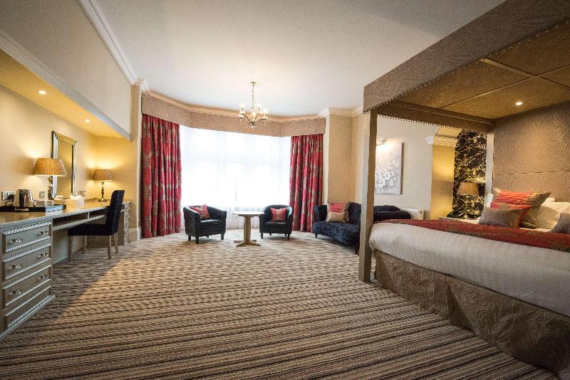 Best Western Plus Burlington Hotel - Oda