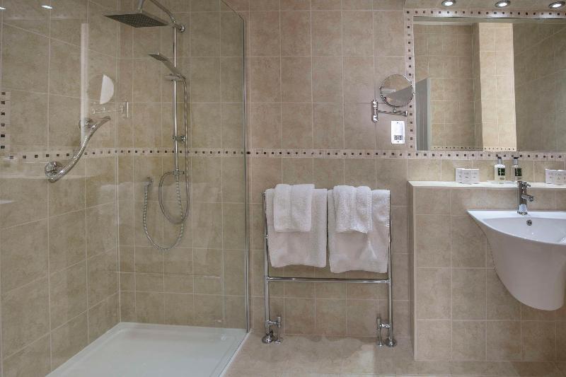 Best Western Plus Burlington Hotel - Oda