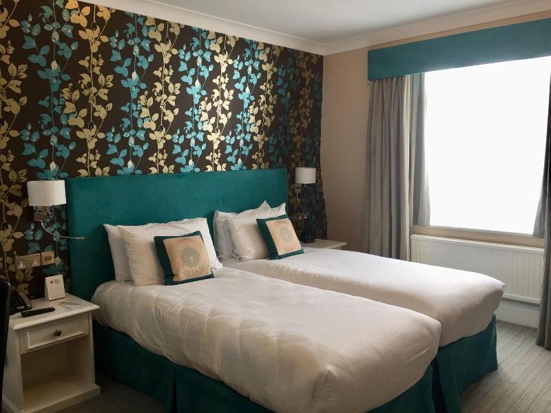 Best Western Plus Burlington Hotel - Oda