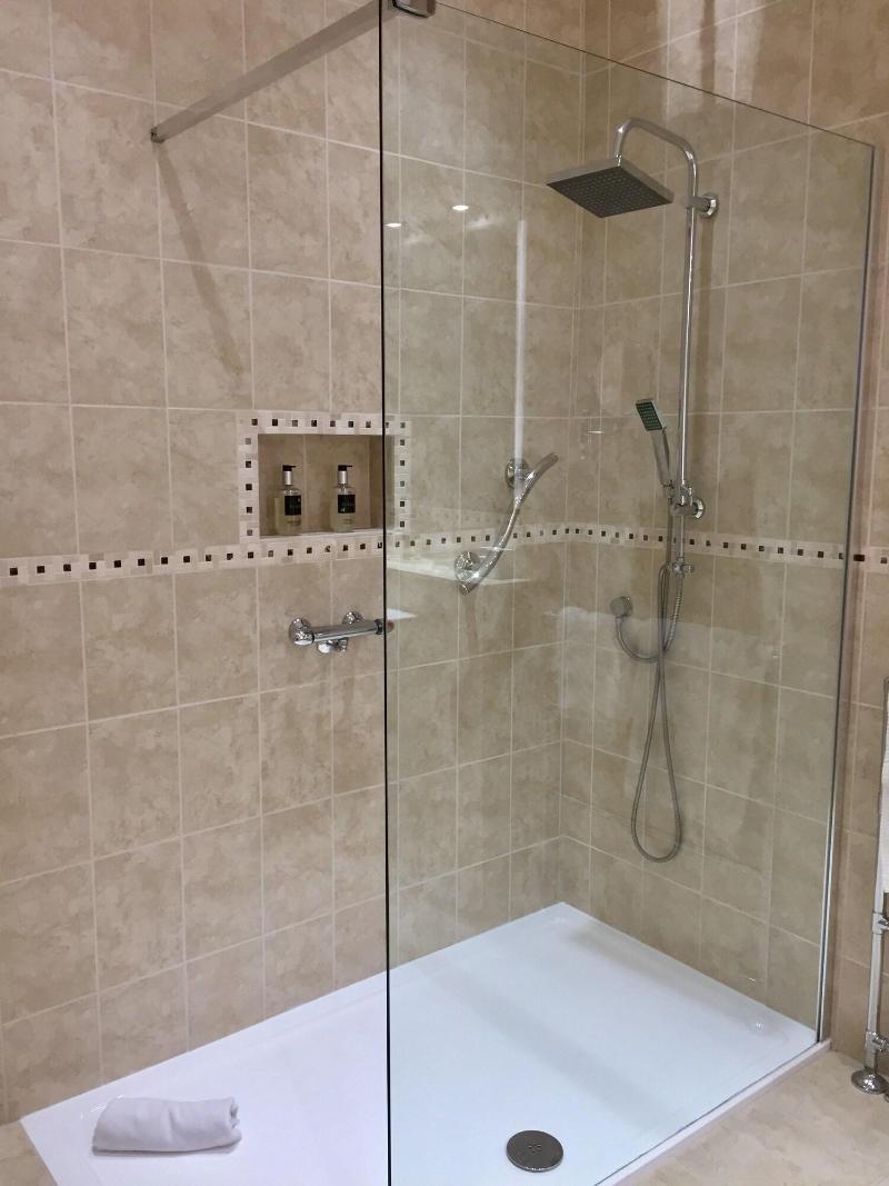 Best Western Plus Burlington Hotel - Oda