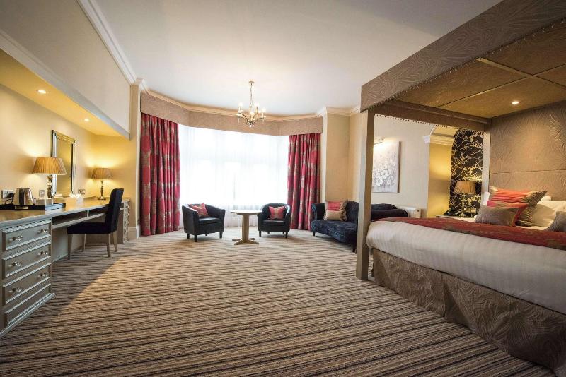 Best Western Plus Burlington Hotel - Oda