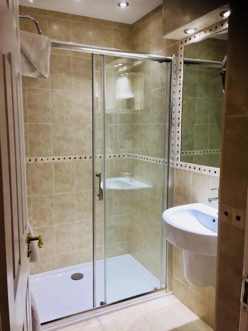 Best Western Plus Burlington Hotel - Oda