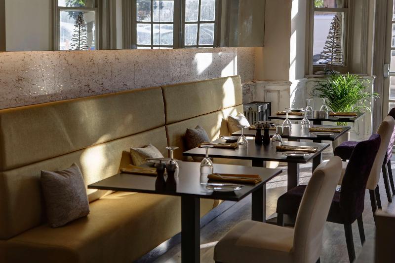 Best Western Plus Burlington Hotel - Restoran
