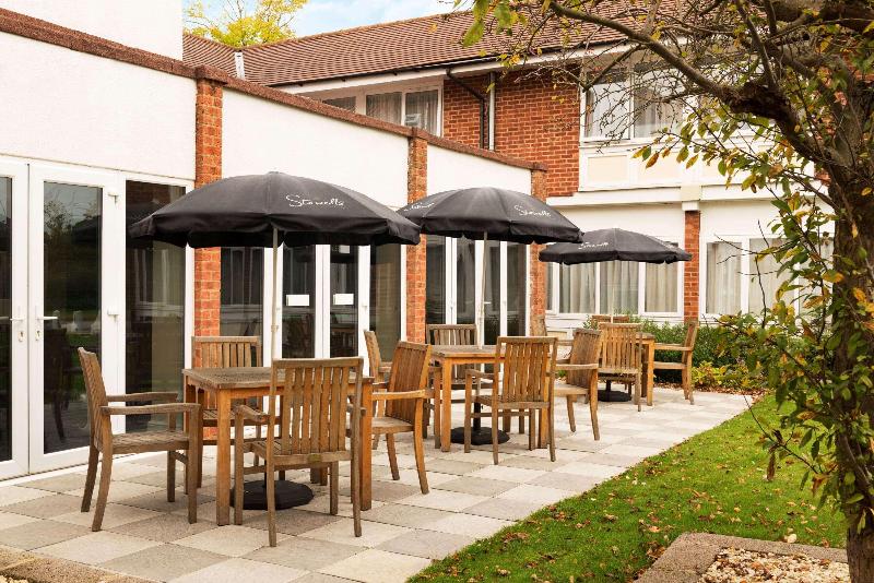 Ramada Warwick Kenilworth - Genel