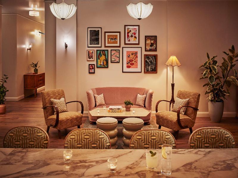 The Hoxton Shepherd's Bush - Toplantı