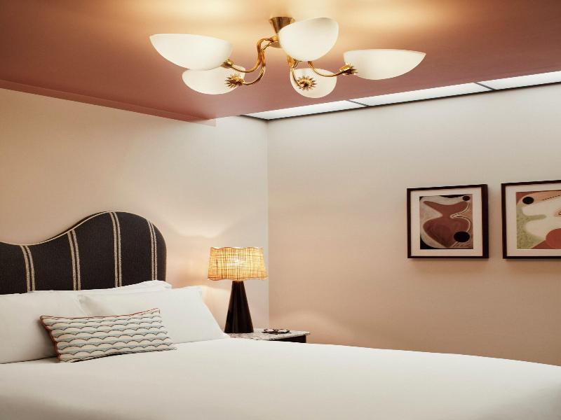 The Hoxton Shepherd's Bush - Oda