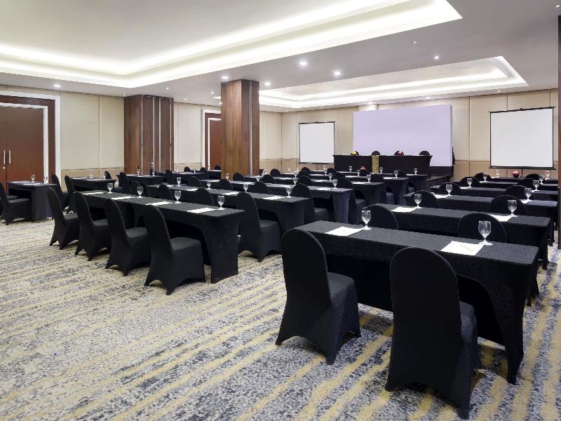 Grand Mercure Solo Baru - Toplantı