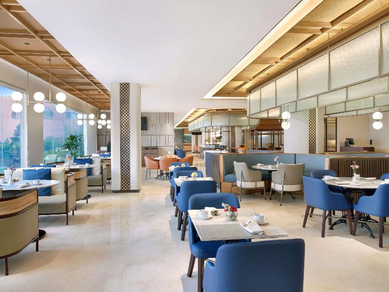 Grand Mercure Solo Baru - Restoran