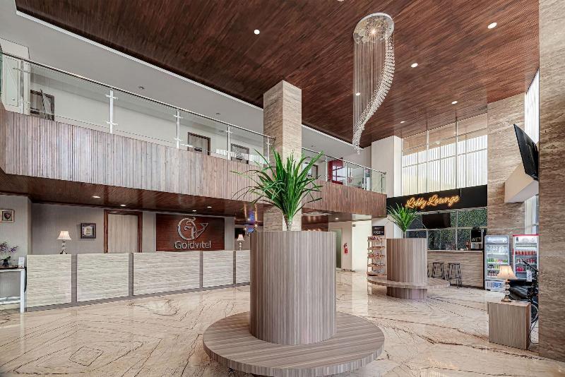 Goldvitel Hotel Surbaya - Lobi