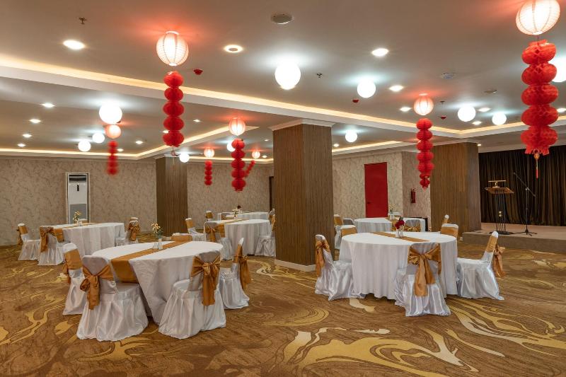 Goldvitel Hotel Surbaya - Toplantı