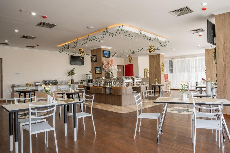 Goldvitel Hotel Surbaya - Restoran