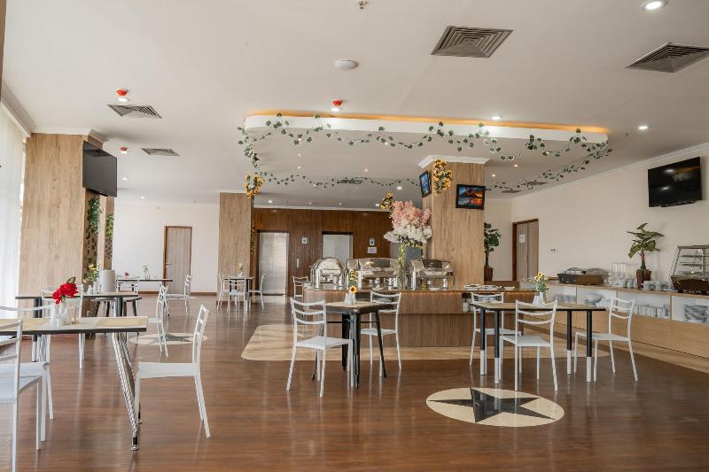 Goldvitel Hotel Surbaya - Restoran