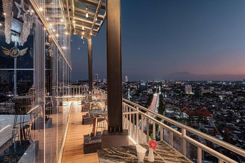 Goldvitel Hotel Surbaya - Restoran