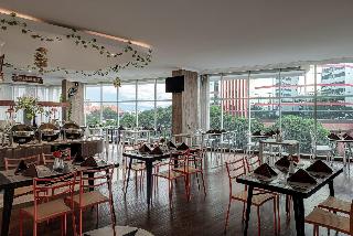 Goldvitel Hotel Surbaya fotoÄŸrafÄ±