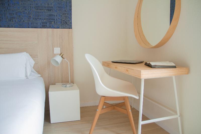 Select Porto Suites - Oda