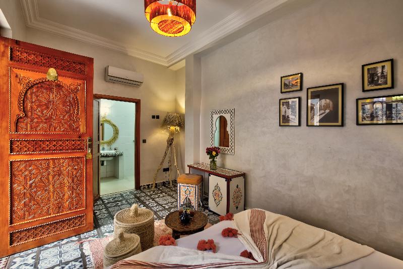 RIAD ARABKECH - Oda