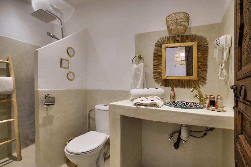 RIAD ARABKECH - Oda