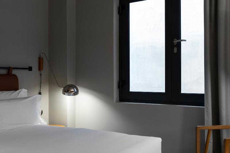 Duplo Ribeira by Petit Palace (ICON Duplo Ribeira) - Oda