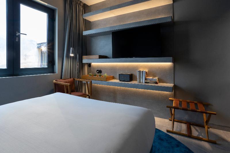 Duplo Ribeira by Petit Palace (ICON Duplo Ribeira) - Oda