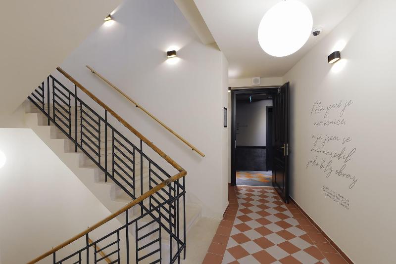 Hotel Prokop Square - Lobi