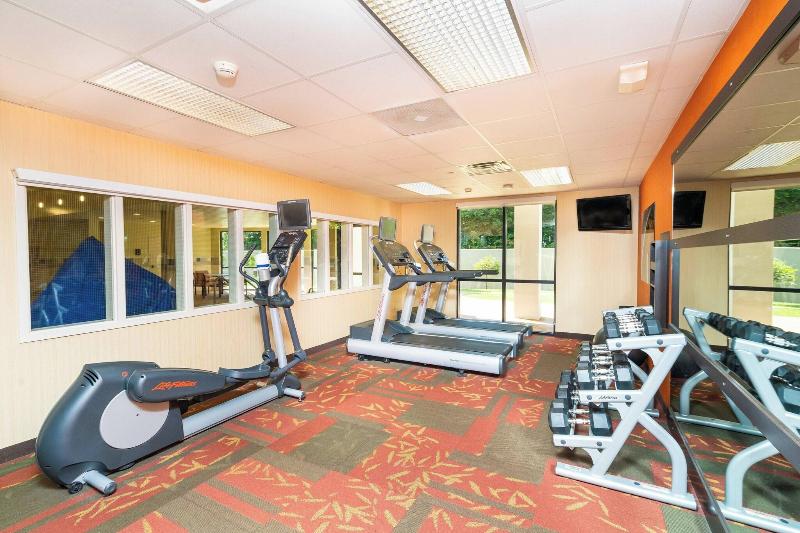 Courtyard By Marriott Kingston - Aktivite