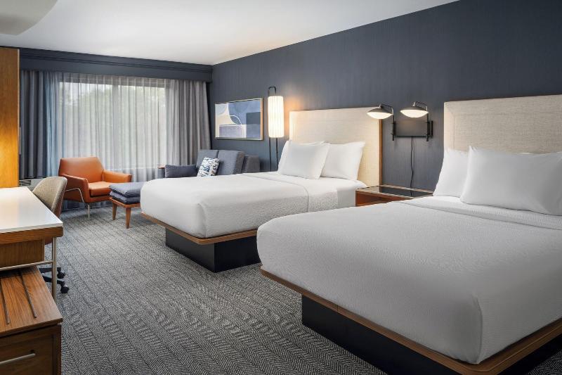 Courtyard By Marriott Kingston - Oda