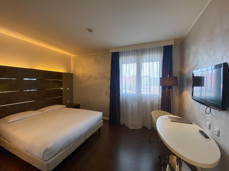Cavallo Hotel Noventa - Oda