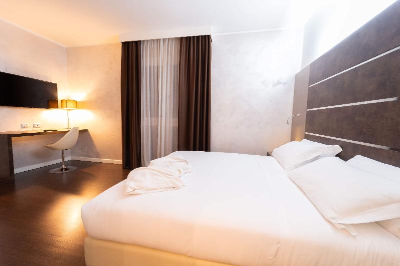 Cavallo Hotel Noventa - Oda