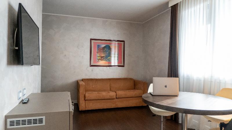 Cavallo Hotel Noventa - Oda