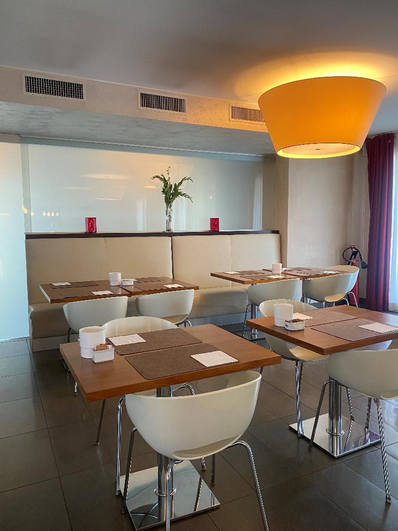 Cavallo Hotel Noventa - Restoran
