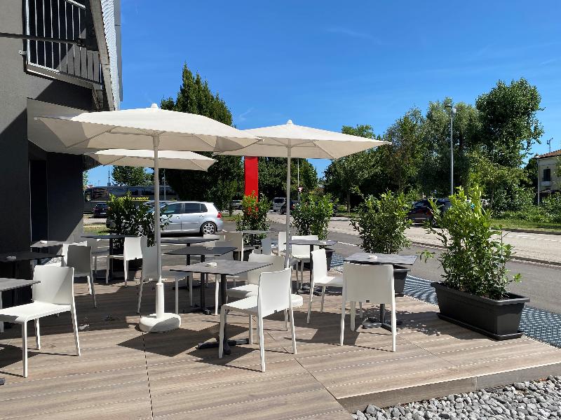 Cavallo Hotel Noventa - Teras