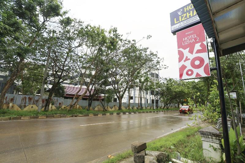 Oyo 90825 Hotel Lizha 2 - Genel