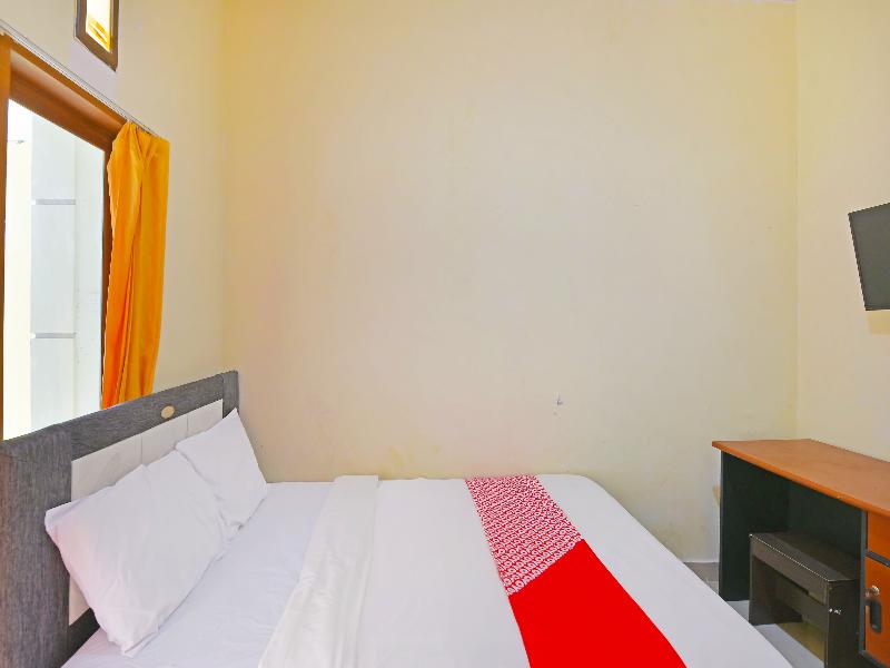 Oyo 91445 Sandat Guest House - Oda